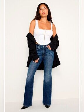 Good American Good Petite Bootcut Jeans
